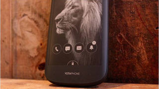 Sí, el gobierno ruso puede espiar el YotaPhone (igual que otro móvil)